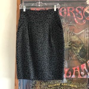 high waisted leopard print pencil skirt